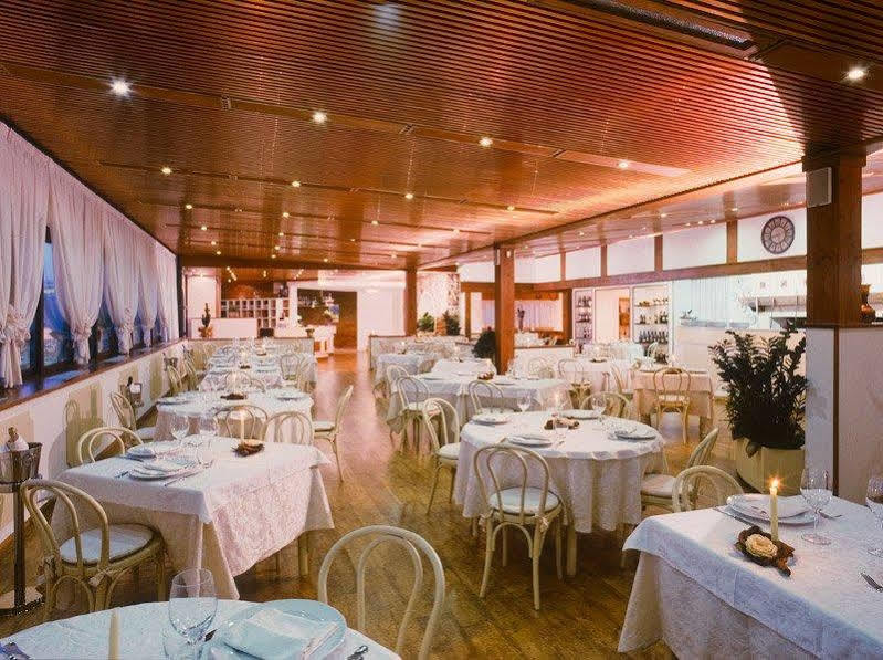 Hotel Da Filie' Querceta Bagian luar foto